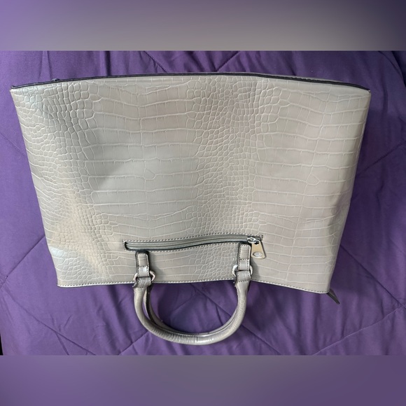 Coco + Carmen Elegant Black and Silver Tote - Picture 4 of 15